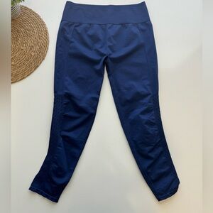 FABLETICS‎ Sync High Waisted Perforated Leggings Size Large